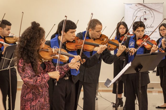 Conservatorio de Música de Carabobo ofreció concierto de lujo con violinista Dalina Ugarte