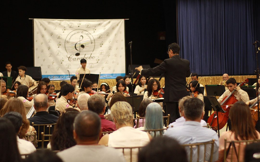 Estudiantes del Consermuca debutaron como arreglistas