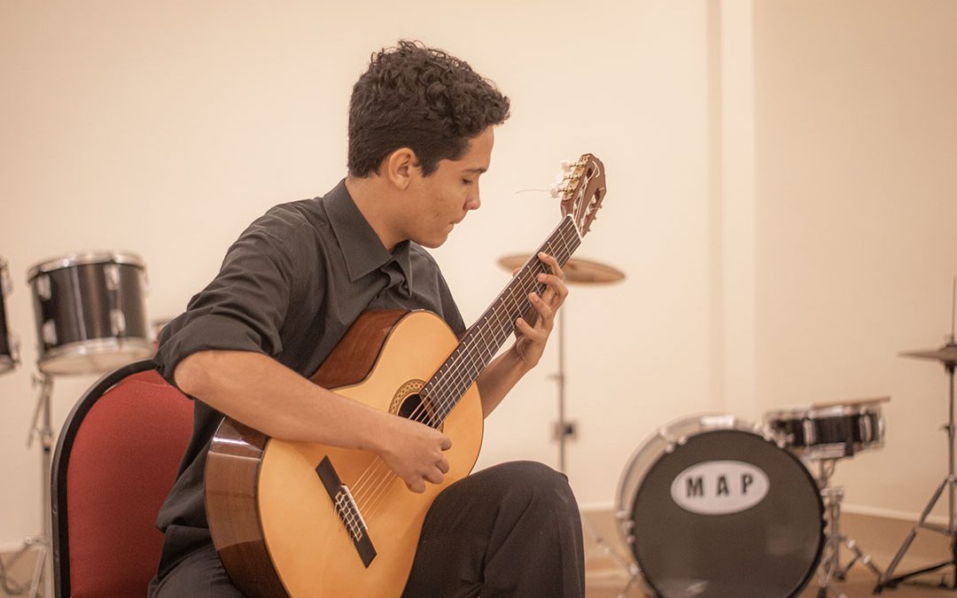 Talento Consermuca cautiva al público con sus primeras composiciones